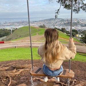 Meet your Posher, Ariana